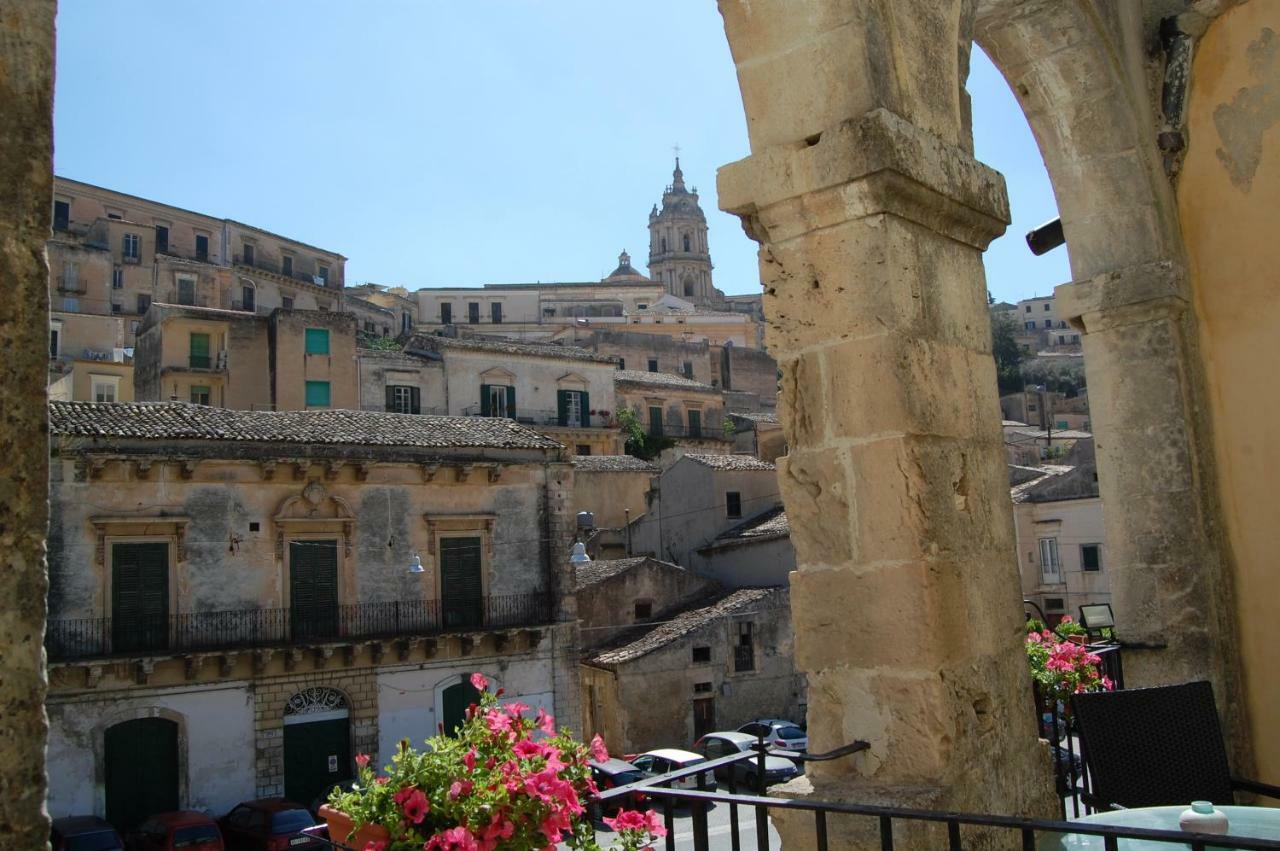 B&B Al Cortiletto Modica Centro Exterior photo